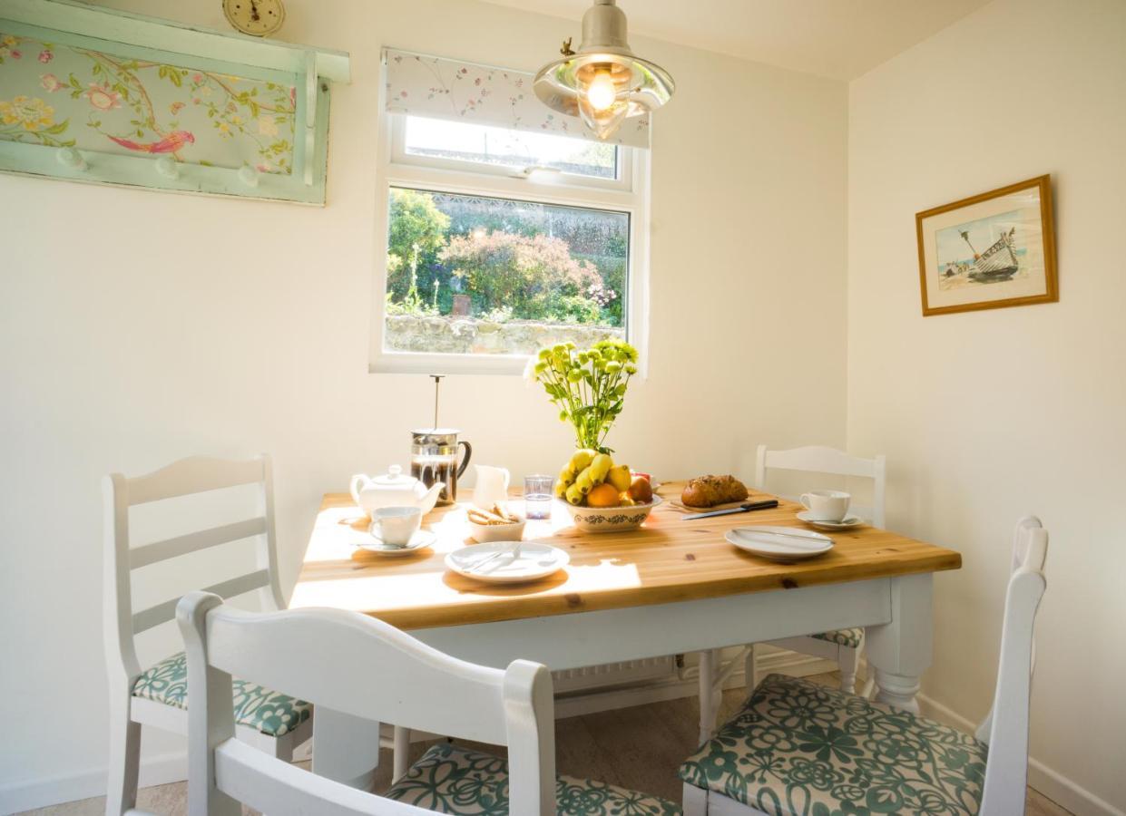 Homestead Lyme Regis Esterno foto